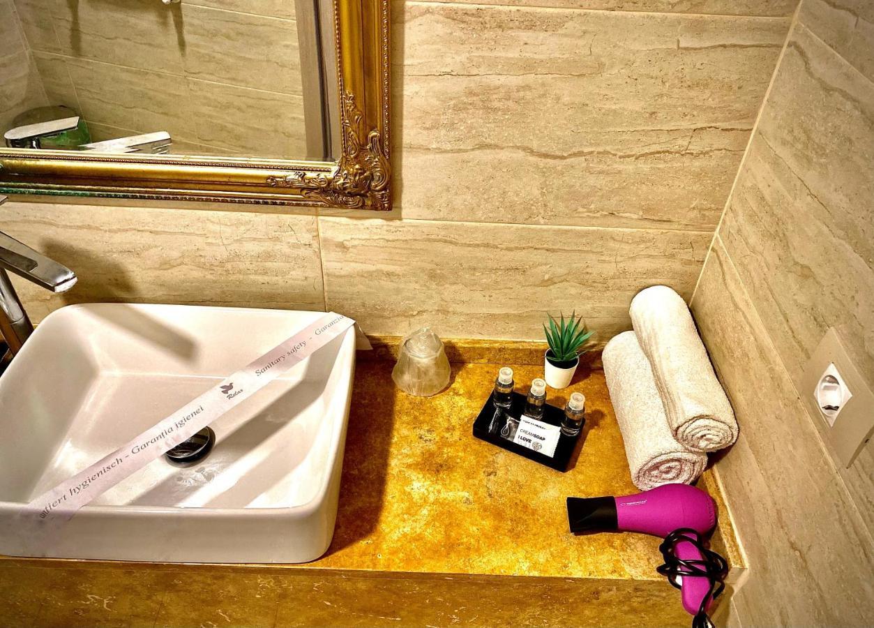 Platinium Residence مانغاليا المظهر الخارجي الصورة